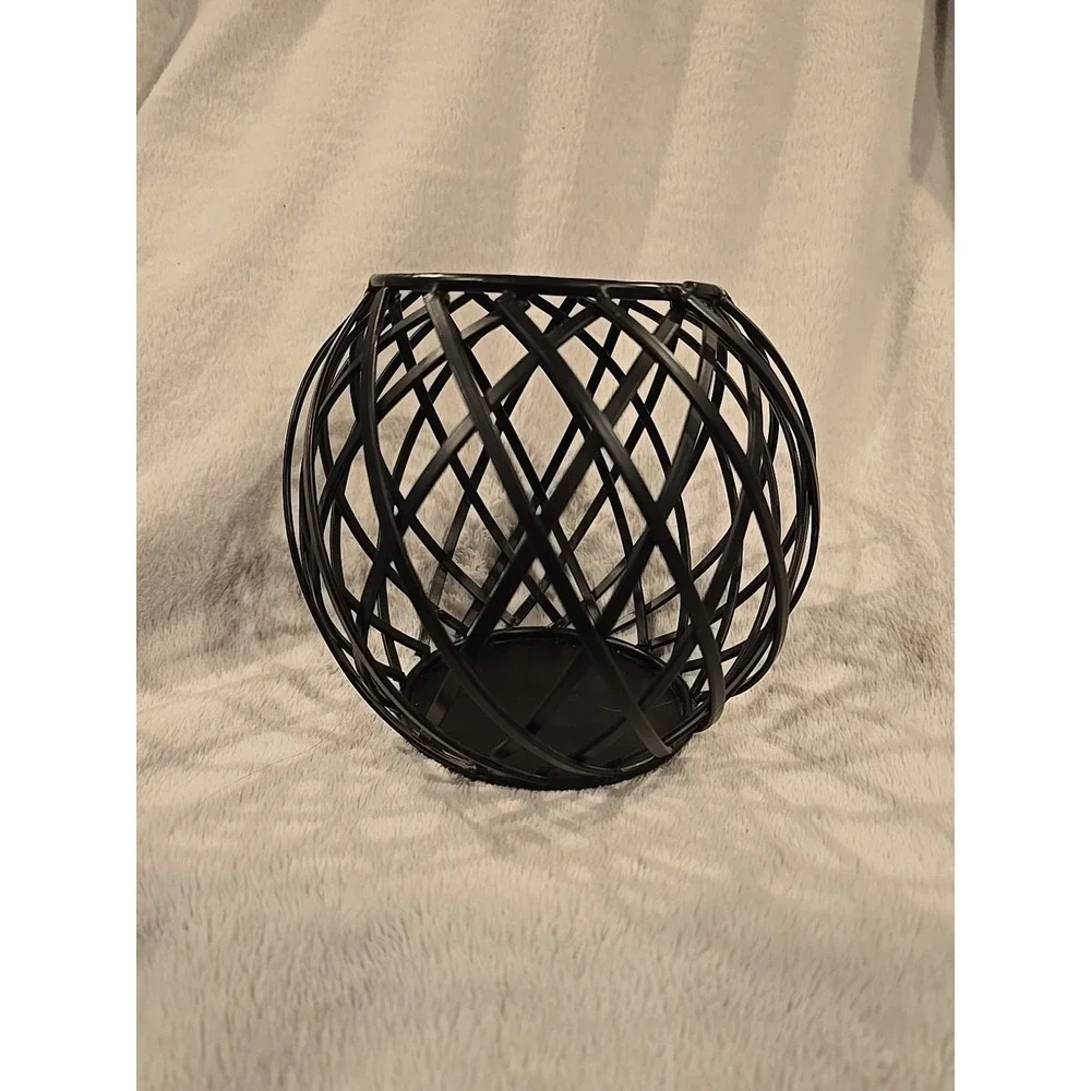 Hobby‎ Lobby Welcome Home Collection Black Metal Woven Lattice Orb Candle Holder